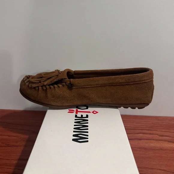 Minnetonka Moccasin Leather Kilty Moccs GUC - Picture 6 of 10